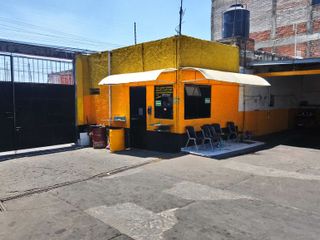 Terreno con local y oficina en Santiaguito