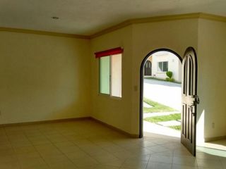 Casa en Venta en Condominio en Atzingo: Tu Espacio de Confort y Tranquilidad