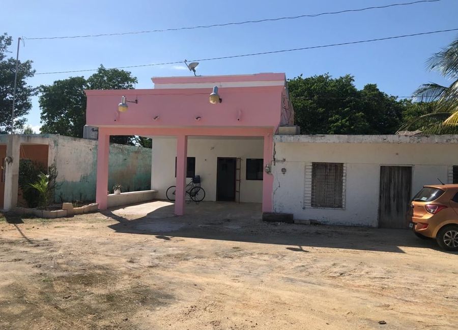 CASA EN VENTA MERIDA YUCATAN PLAYA CHABIHAU CON PISCINA