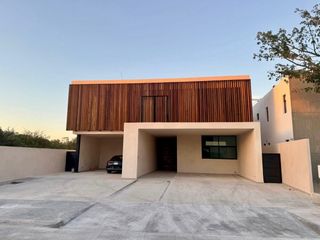 Casa en venta en Residencial Nortemerida, Komchen, Merida
