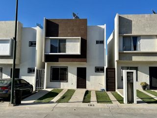 Se renta casa de 3 recámaras en Viñas del Mar, Tijuana