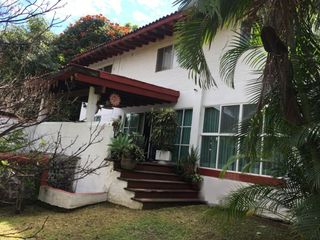 Casa en Privada en Las Palmas Cuernavaca - CRB-887-Cp