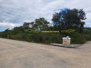 Terreno de OPORTUNIDAD en esquina en Venta en Bosques de Chicxulub, Mérida Yuc.