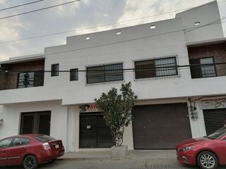 Local comercial ideal para bodega/franquicia en renta ubicado en Cuernavaca