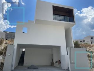 CASA EN VENTA ALAMO SUR ZONA CARRETERA NACIONAL SANTIAGO