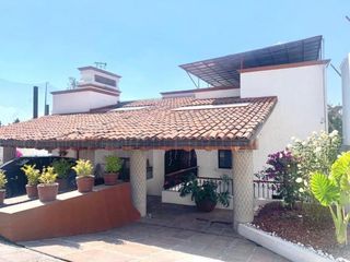 Casa en condominio en  Paseo de los Encinos, Club de Golf los Encinos, Lerma de Villada, Estado de Mexico
