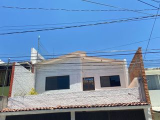 Céntrica casa en renta en Lomas de San Pablo.