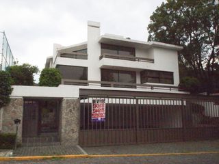 Venta residencia en Lomas de Valle Escondido