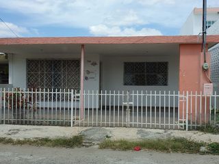 Casa de 3 Habitaciones en la Colonia Miguel Aleman, Merida