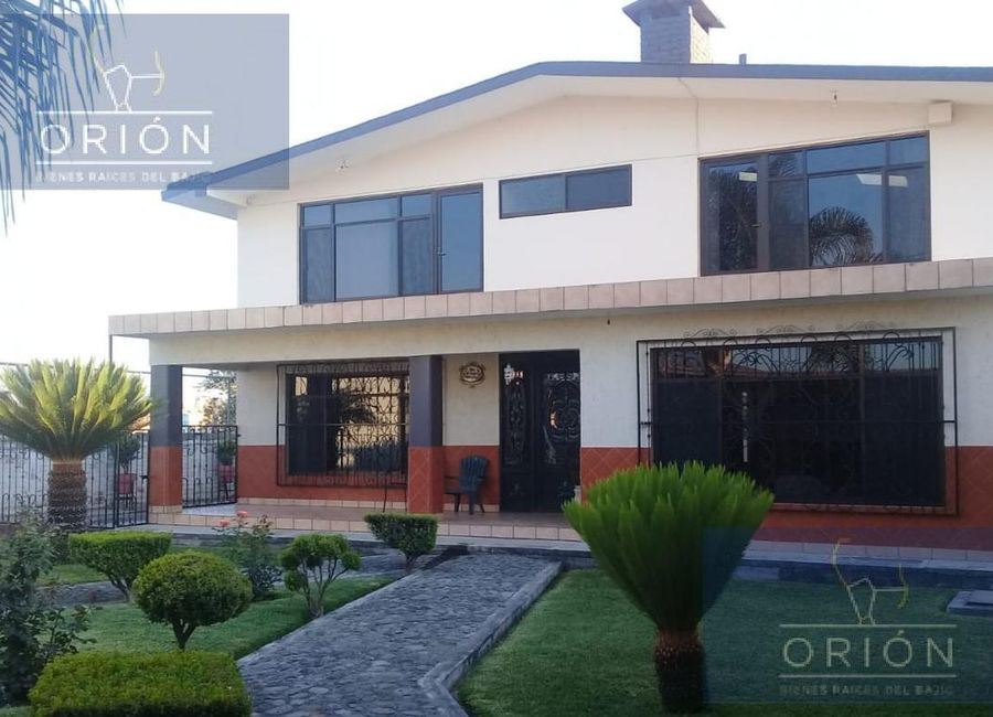 Casa Yurecuaro Centro