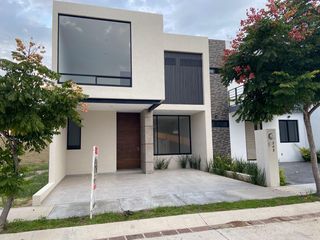 Hermosa casa en VENTA en Mayorca