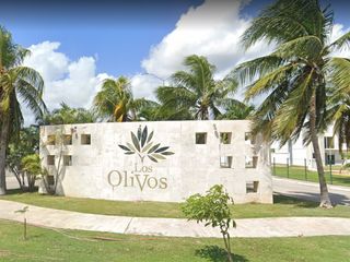 ¡OPORTUNIDAD! Venta de Casa en Fraccionamiento Los Olivos,Playa del Carmen,Quintana Roo