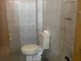 LOCAL COMERCIAL EN PB EN EDIFICIO LAFAYETTE