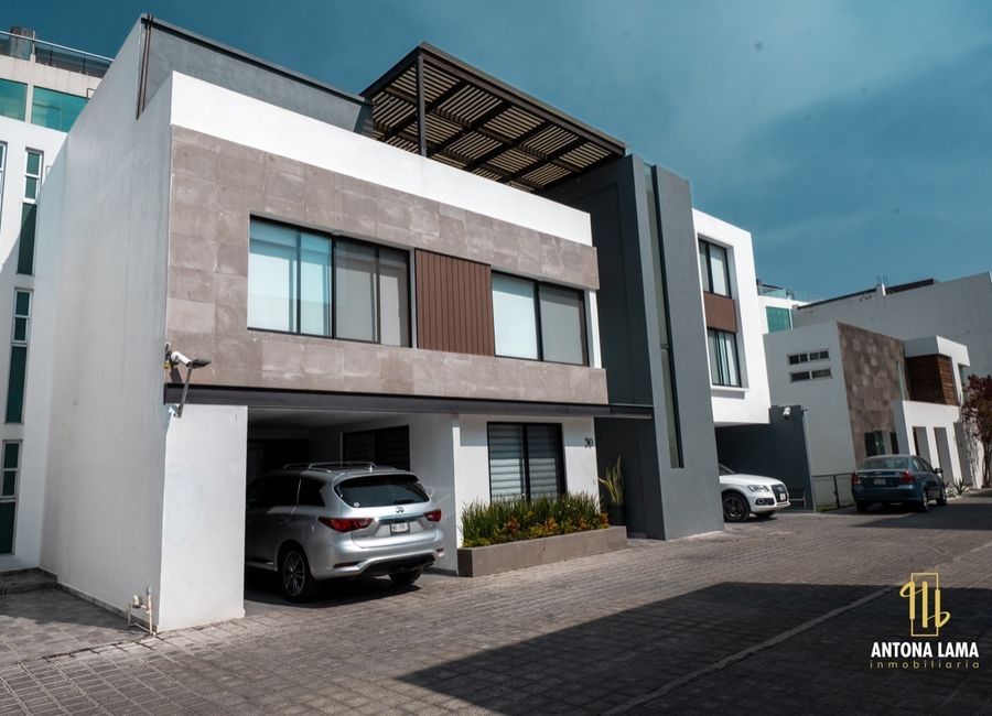 CASA EN VENTA EN CHOLULA PUEBLA CON CINCO RECÁMARAS