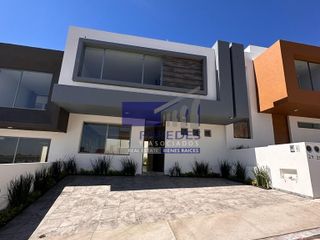 C132 Casa Nueva en venta 3 recamaras Cañadas del Bosque Morelia