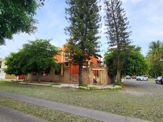 Casa en Venta en Jardines Vista Hermosa, Colima