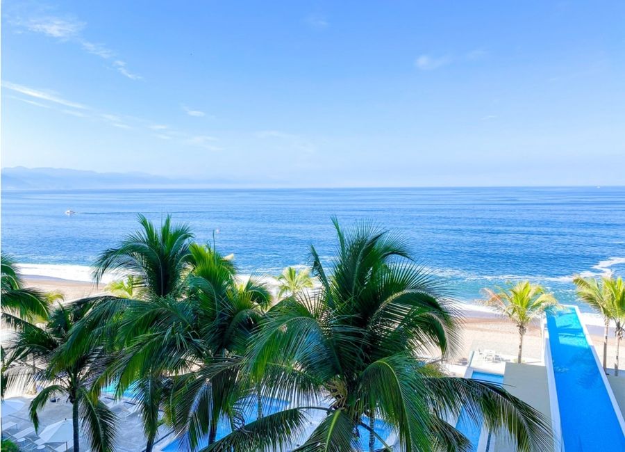 Departamento en Venta en Puerto Vallarta, 2 Recámaras, 2 Baños Lamudi