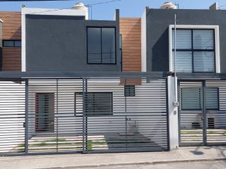Casa en venta con tres habitaciones en Santa Anita Huiloac, Apizaco, Tlaxcala.