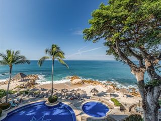 Playa Esmeralda 304 - Condominio en venta en South Shore, Puerto Vallarta