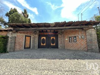RESIDENCIA EN VENTA CACALOMACAN CALZADA DE LOS JINETES TOLUCA