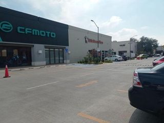 Local comercial en RENTA sobre avenida principal (AV. PASEO CONSTITUYENTES)