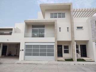 Casa en venta en Veracruz Fracc. Cerrado Boca del Río, Ver.