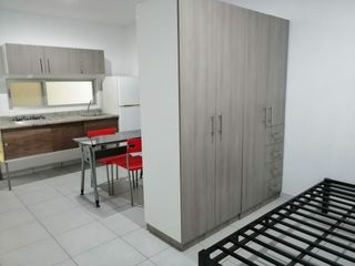 DEPARTAMENTO SEMIAMUEBLADO CON SERVICION