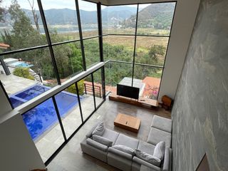 Casa en venta en la Peña, Valle de Bravo