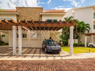 Casa en Venta/Renta, Isla Dorada, Zona Hotelera Cancun, Cancún en Venta