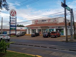 local comercial en plaza legalidad al norte de guadalajara local 8..