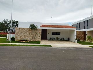 Casa en venta en privada residencial, Conkal, Conkal, Yucatán