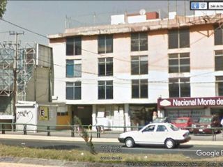 Edifico en venta, Toluca, sobre la Av. Tollocan, enfrente al IMSS 220.