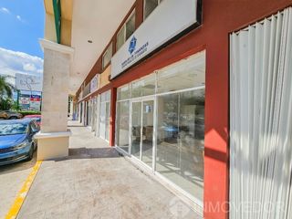 Local Comercial · 90M2 Planta Baja · Centro de Cancún · Plaza Las Palmas
