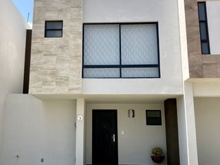 Casa en Venta en Lomas de Angelopolis, Cascata. Fraccionamiento con amenidades.