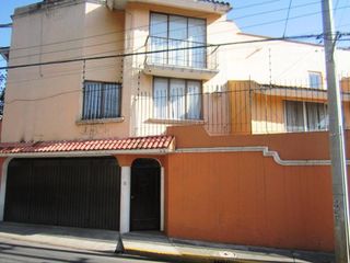 Casa en Condominio en Renta, Colonia Santa Úsula Xitla