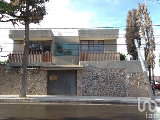 Venta de Casa en calle Colombia, Lomas de Querétaro, Querétaro