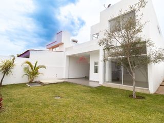 CASA EN VENTA EN COLINAS DE SANTA ANITA, TLAJOMULCO DE ZÚÑIGA.