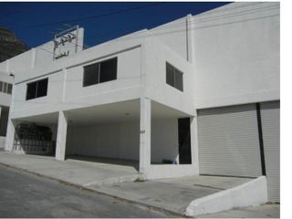 BODEGA EN RENTA EN PARQUE INDUSTRIAL SANTA CATARINA