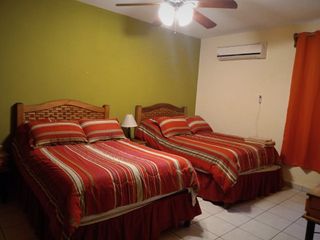 Departamento al Norte , Amueblado, inc. Servicios y limpieza