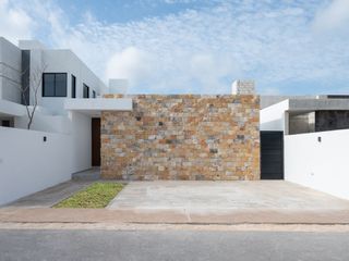 Casa en Sitpach en venta de 1 planta, Privada c/amenidades al norte de Mérida