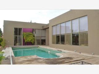 Preciosa Residencia en Jurica, T.1,770 m2 - Jardines, Alberca, LUJO !!