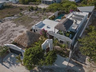 Casa en venta en tercera fila en Chuburná Puerto, Yucatán