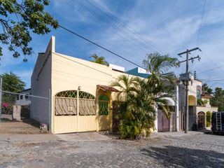 11 Calle Pez Vela Zona Centro, Casa Lori, NA - Casa en venta en La Cruz de Huanacaxtle, Bahia de Banderas