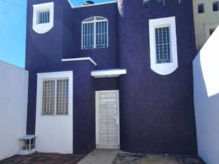 Casa con Excelente ubicación en Villa de Alvarez! Colima