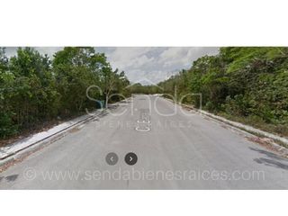Terreno en venta  en Arrecifes Playa del Carmen a solo $2,500 m2 zona urbanizada