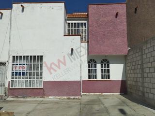 CASA EN VENTA , EN ZONA MISION SAN CARLOS, CERCANA A COMERCIOS DE TODO TIPO