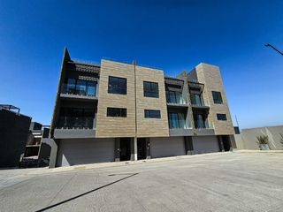 CASA EN VENTA EN JARDINES DE AGUA CALIENTE TIJUANA