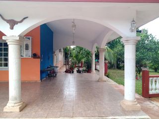 Venta residencia con amplio terreno en Sitpach Norte de  Yucatan