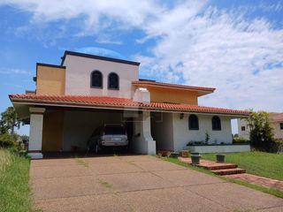 Casa sola en venta en Residencial Lagunas de Miralta, Altamira, Tamaulipas