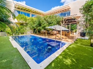 Casa de lujo en venta en el Yucatán Country Club